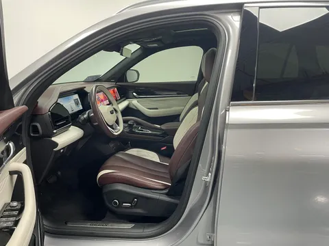 Geely Monjaro (Xingyue L)