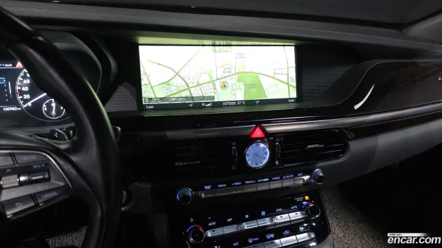 Genesis G90 (EQ900)
