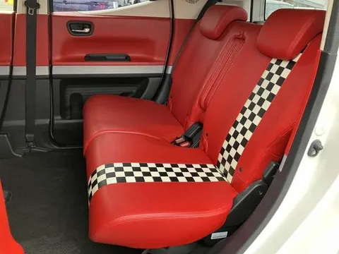 Honda N-BOX Slash