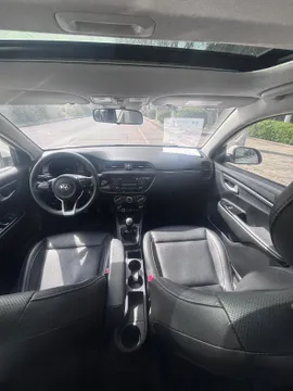 Kia K2
