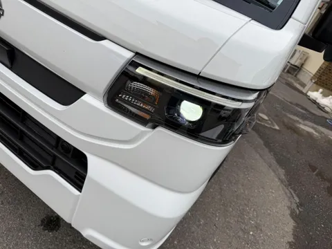 Nissan Clipper Truck