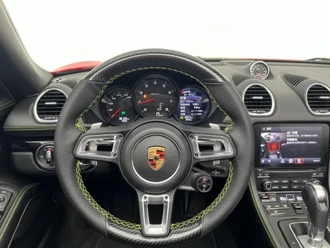 Porsche 718