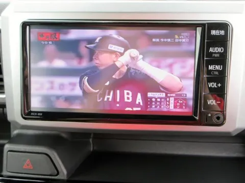 Toyota Pixis Mega