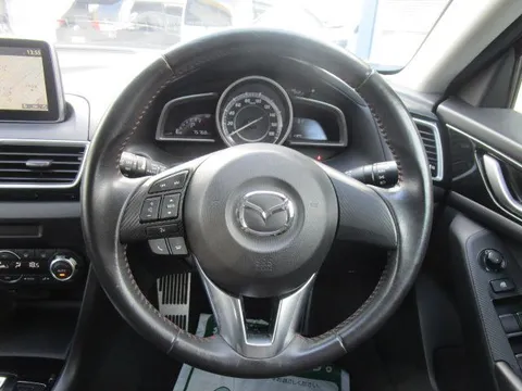 Mazda Axela Sport