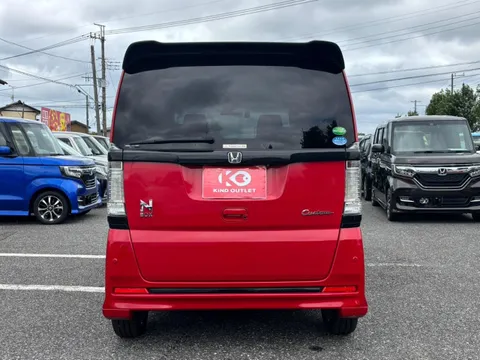 Honda N-BOX Custom