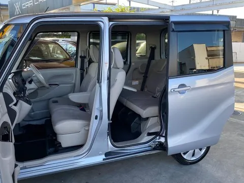 Mitsubishi eK Space