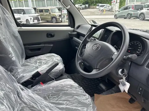 Toyota TownAce Van