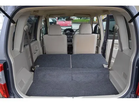 Nissan Otti