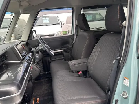 Suzuki Spacia Gear