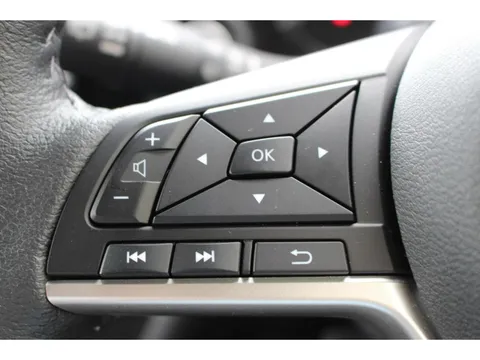 Mitsubishi eK X