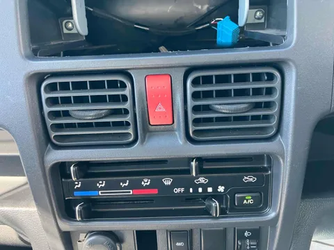 Mazda Scrum Truck