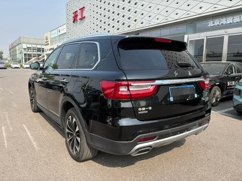 Hongqi HS7