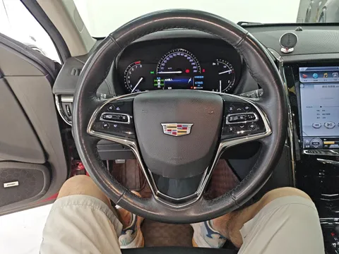 Cadillac ATS-L