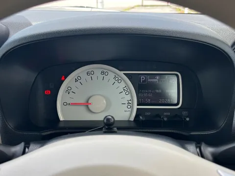 Daihatsu Mira Tocot
