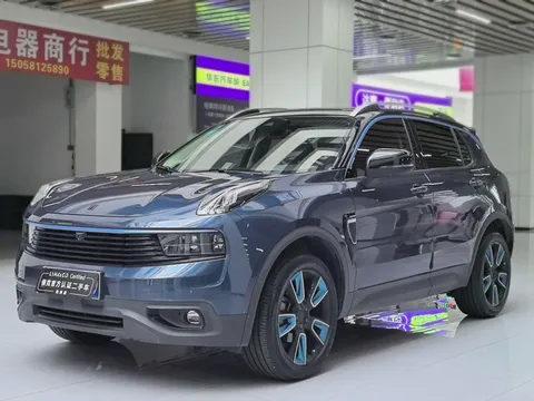 Lynk & Co 01