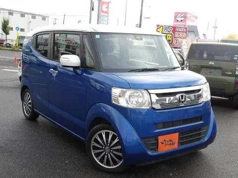 Honda N-BOX Slash