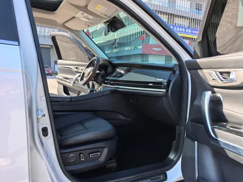 Changan CS95