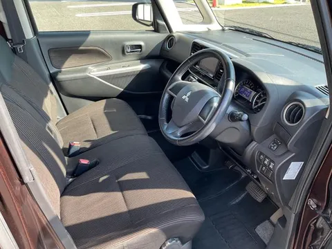 Mitsubishi eK Space Custom