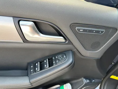 BYD Tang
