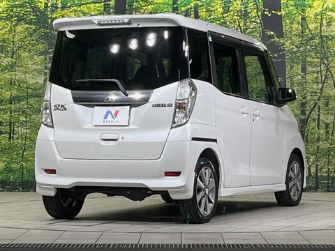 Mitsubishi eK Space Custom