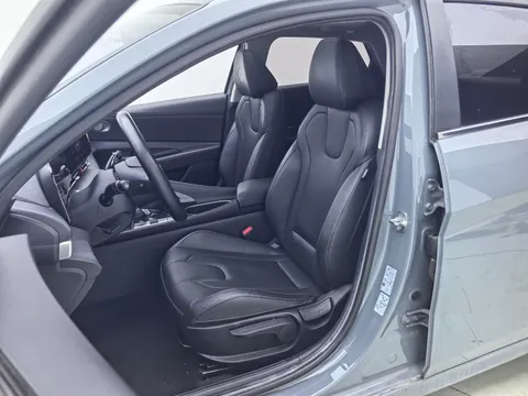 Hyundai Elantra (Avante)