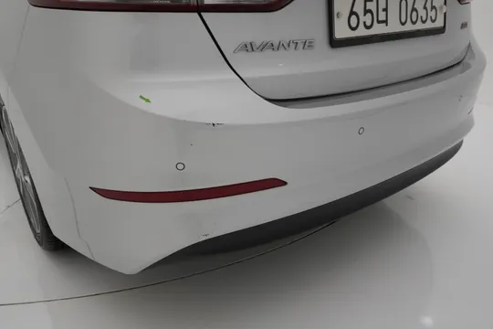 Hyundai Elantra (Avante)