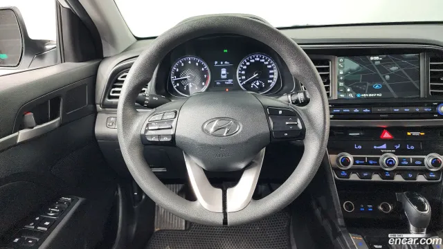 Hyundai Elantra (Avante)
