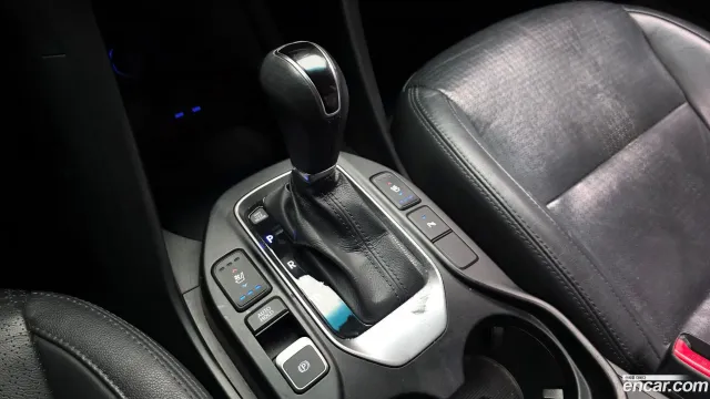 Hyundai Grand Santa Fe (Maxcruz)