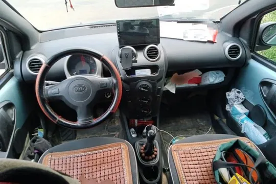 BYD F0