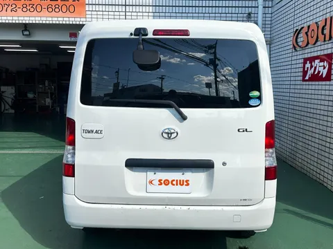 Toyota TownAce Van