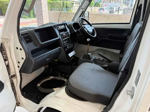 Nissan Clipper Truck