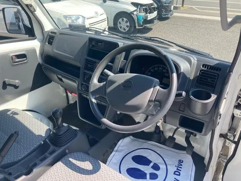 Nissan Clipper Truck