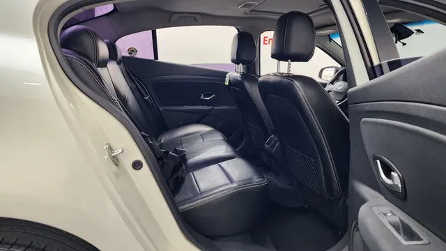 Renault SM3