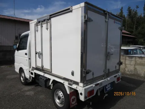 Nissan Clipper Truck