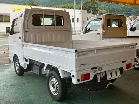 Nissan Clipper Truck