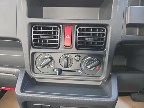 Nissan Clipper Truck