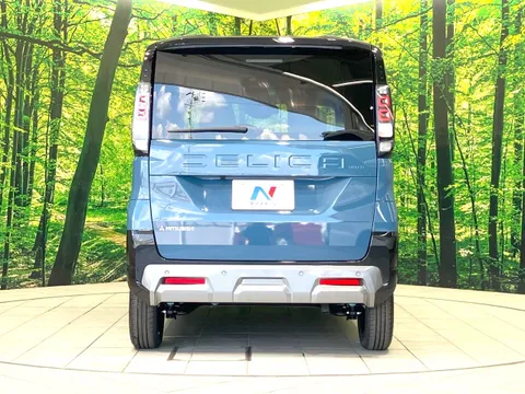Mitsubishi Delica Mini