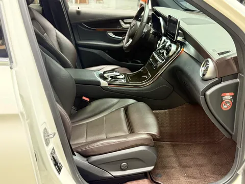 Mercedes-Benz Mercedes-Benz GLC