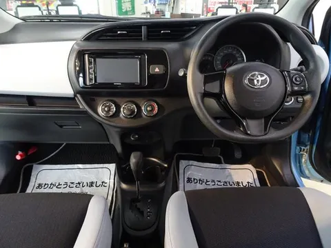 Toyota Yaris (Vitz)