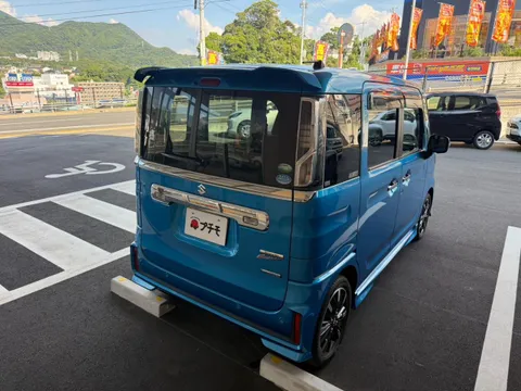 Suzuki Spacia