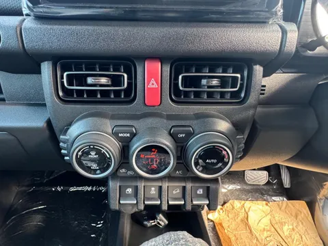 Suzuki Jimny Nomade
