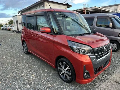 Nissan Dayz Roox