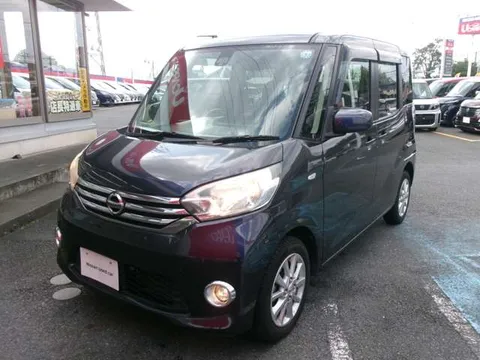 Nissan Dayz Roox