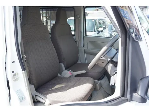 Nissan Clipper