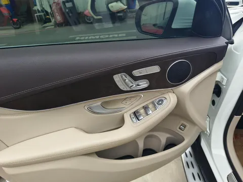 Mercedes-Benz Mercedes-Benz GLC