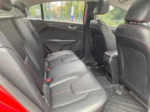 Chery Arrizo 5