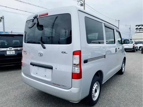 Toyota TownAce Van