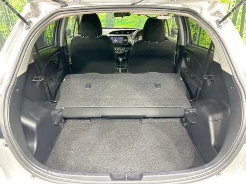 Toyota Yaris (Vitz)