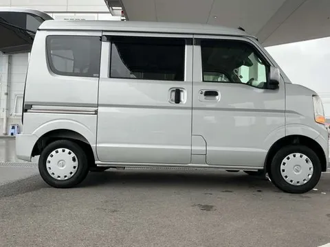 Nissan Clipper