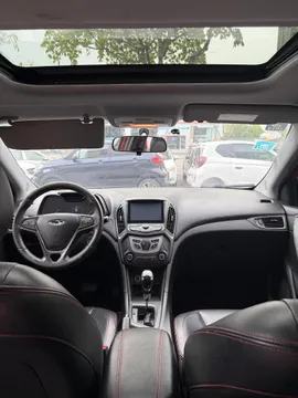 Chery Arrizo 5